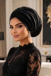 Siyah Işıltılı Çift Katlı Drapeli Büzgülü Abiye Salaş Bone