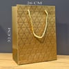 Gold Geometrik Desenli Büyük Boy Karton Hediye Çantası