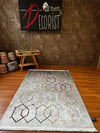 By Özer Halı Geometrik Desenli Gri Gold Renk Geçişli Saçaklı Makinede Yıkanabilir Modern Kilim