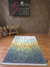 By Özer Halı Geometrik Desenli Yeşil Kahve Renk Geçişli Saçaklı Makinede Yıkanabilir Modern Kilim