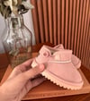 Pembe Düğme Detaylı Ayakkabı