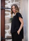 SİYAH SIRTI YIRTMAÇLI BLUZ