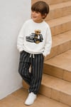 Erkek Çocuk Ekru Araba Baskılı Pamuklu Sweatshirt ve Antrasit Çizgili Eşofman Alt Üst Takım