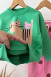 Kız Çocuk Yeşil Kedi Baskılı Pamuklu Sweatshirt ve Pembe Puantiyeli Eşofman Alt Üst Takım