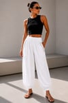 Beyaz Taş Detaylı Şalvar Pantalon