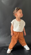 KARAMEL  TAKIM (BİR BEDEN KÜÇÜK ÖNERİYORUZ )