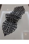 1 Adet Masa Runnerı/100x30cm/s.deri /2 Parça Yaprak,2 Parça Çiçek Motifi