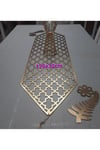 1 Runner/120x32cm/suni Deri/gold Varaklı(2YAPRAK,2ÇİÇEK MOTİFİ HEDİYESİ)ile Toplam 5 Parça