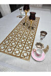 Masa Runnerı/Gold ışıltılı/100x33cm/1 Adet/ Simli Suni Deri/2 Yaprak, 2 Çiçek Motifi Hediye