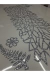 Masa Runnerı/Gold ışıltılı/100x33cm/1 Adet/ Simli Suni Deri/2 Yaprak, 2 Çiçek Motifi Hediye