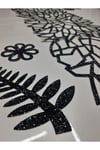 Masa Runnerı/Gold ışıltılı/100x33cm/1 Adet/ Simli Suni Deri/2 Yaprak, 2 Çiçek Motifi Hediye