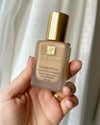 ESTÉE LAUDER Double Wear Stay-in-Place fondöten #2C0