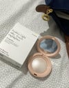 RARE BEAUTY Positive Light Silky Touch Toz highlighter - enlighten