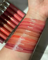 RARE BEAUTY tinted lip oil (SERENİTY)