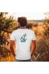 Erkek Relaxed Fit Beyaz Tişört – Lacivert Çapa Baskılı Deniz Temalı |