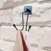 Çarşı Point® Kendiliğinden Yapışkanlı Siyah Paslanmaz Metal Bornoz ve Havlu Askılığı