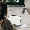 Çarşı Point® Masa Üstü Tablet ve Telefon Tutucu Plastik Aparat Beyaz Telefon Standı