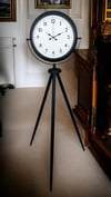 Eskitme Tripod Ayaklı Dekoratif Saat