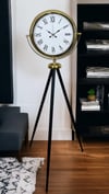 Gold Roma Rakamlı Lüks Tripod Ayaklı Saat