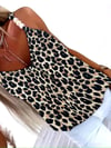 Kadın Askılı V Yakalı Boncuk Detaylı Leopar Desenli Süprem Bluz