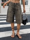 Kadın Yüksek Bel Leopar Desen Detaylı Kısa Kot Şort