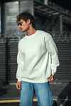 Kışlık Bisiklet Yaka Üç İplik Basic Sweatshirt - Beyaz