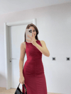 Kolsuz Büzgülü Uzun Elbise - Kırmızı