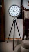 Krom Standart Tripod Ayaklı Saat