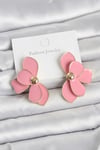 Mey İthalat® Pembe Mineli Lotus Model Pirinç Kadın Küpe