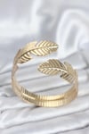 Mey İthalat® Yaprak Model Gold Renk Kadın Bileklik
