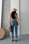 Mom Fit Kar Yıkama Bıyık Detaylı Jeans Pantolon D2006