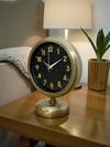 Retro Elegance 25 x 20 Cm Eskitme Metal Masa Saati