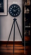 Royal Black Tripod Ayaklı Modern Tasarım Saat
