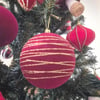 YILBAŞI TOPU 10CM KADİFE BORDO ALTIN ŞERİTLİ 3LÜ AST7449