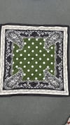 Green Puantiye Desenli Fular