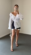 Zuri Beyaz Bağlamalı Kimono Gömlek