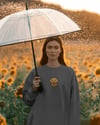 Golden Retriever Baskılı Kadın Sweatshirt – Minimal Göğüs Baskı Antrasit Regular Fit