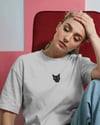 Kadın Siyah Kedi Baskılı Oversize Tişört – Minimal Black Cat Tasarım