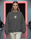 Mavi Gözlü Husky Baskılı Kadın Sweatshirt – Antrasit Regular Fit Minimal Tasarım