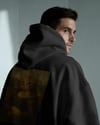 Mona Lisa Kedi Tasarımlı Siyah Unisex Kapüşonlu Sweatshirt – Sanatsal & Retro Hoodie
