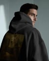 Mona Lisa Köpek Tasarımlı Siyah Unisex Kapüşonlu Sweatshirt – Sanatsal & Retro Hoodie
