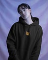 Sarman (Ginger Tabby) Kedili Hoodie Unisex %100 Pamuk | Siyah Kapüşonlu Sweatshirt Göğüs Ortası Minimal Logo