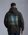 Yıldızlı Gece Köpek Tasarımlı Siyah Unisex Kapüşonlu Sweatshirt – Sanatsal & Retro Hoodie