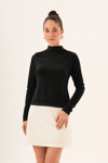 Siyah Likralı Slim Fit Yarım Balıkçı Yaka Yumuşak Dokulu Uzun Kollu Body
