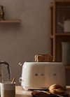 Smeg 50's Style Retro Krem 2x1 Ekmek Kızartma Makinesi 