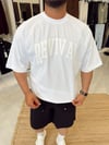 Beyaz Revival Enjeksiyon Baskı T-shirt