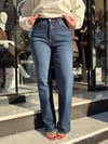Straight fit jean
