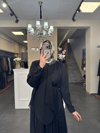 Fuat Gürşen | Premium Garnili Minimalist Bluz (Siyah & Beyaz)