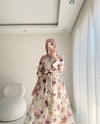 Çiçek Desenli Kuşaklı Maxi El