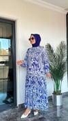 Desenli Şifon Kumaş Fırfır Detaylı Elbise -Mavi